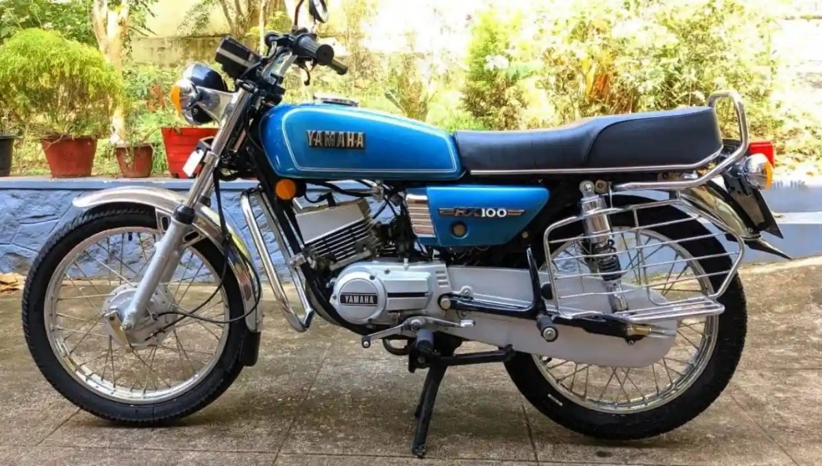 Yamaha RX 100: 100cc इंजन, 35 kmpl माइलेज और शानदार कीमत वाली पावरफुल बाइक