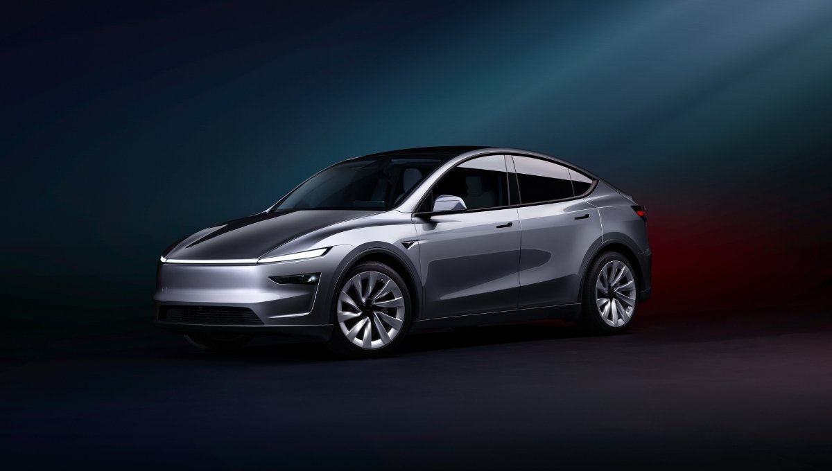 Tesla Model Y: 295bhp पावर और 7 एयरबैग्स वाली इलेक्ट्रिक कार, जानें फीचर्स