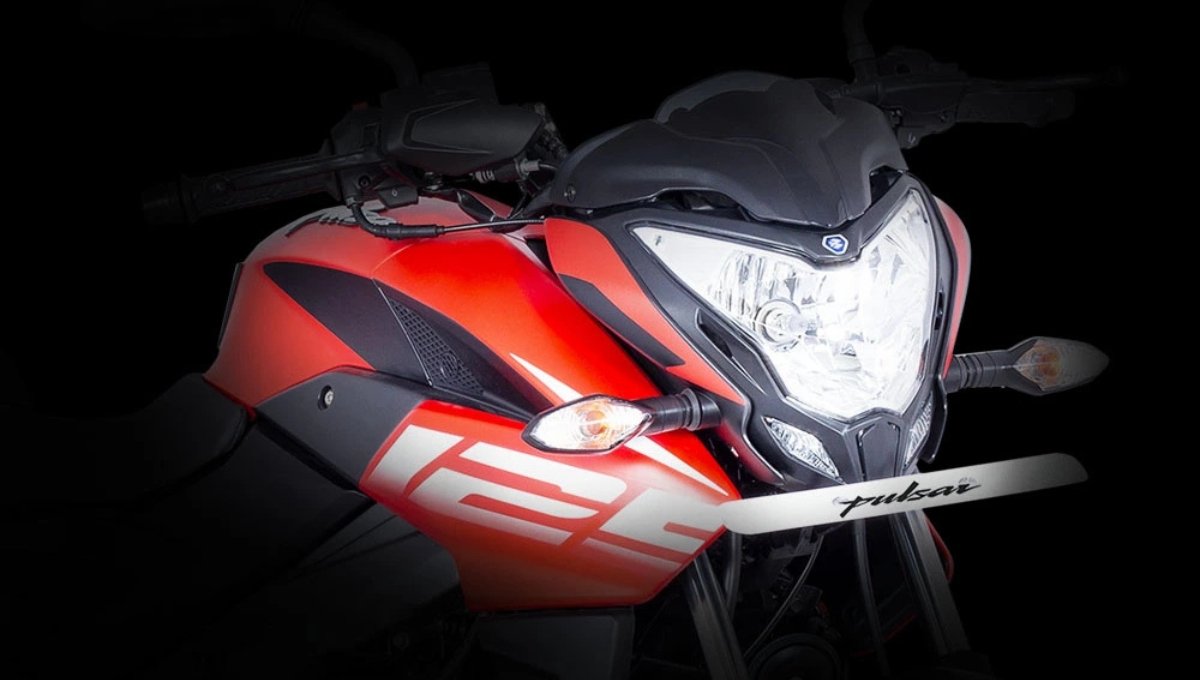1.05 लाख में Bajaj Pulsar NS125, 103 kmph स्पीड, DRLs और स्टाइलिश डिज़ाइन के साथ