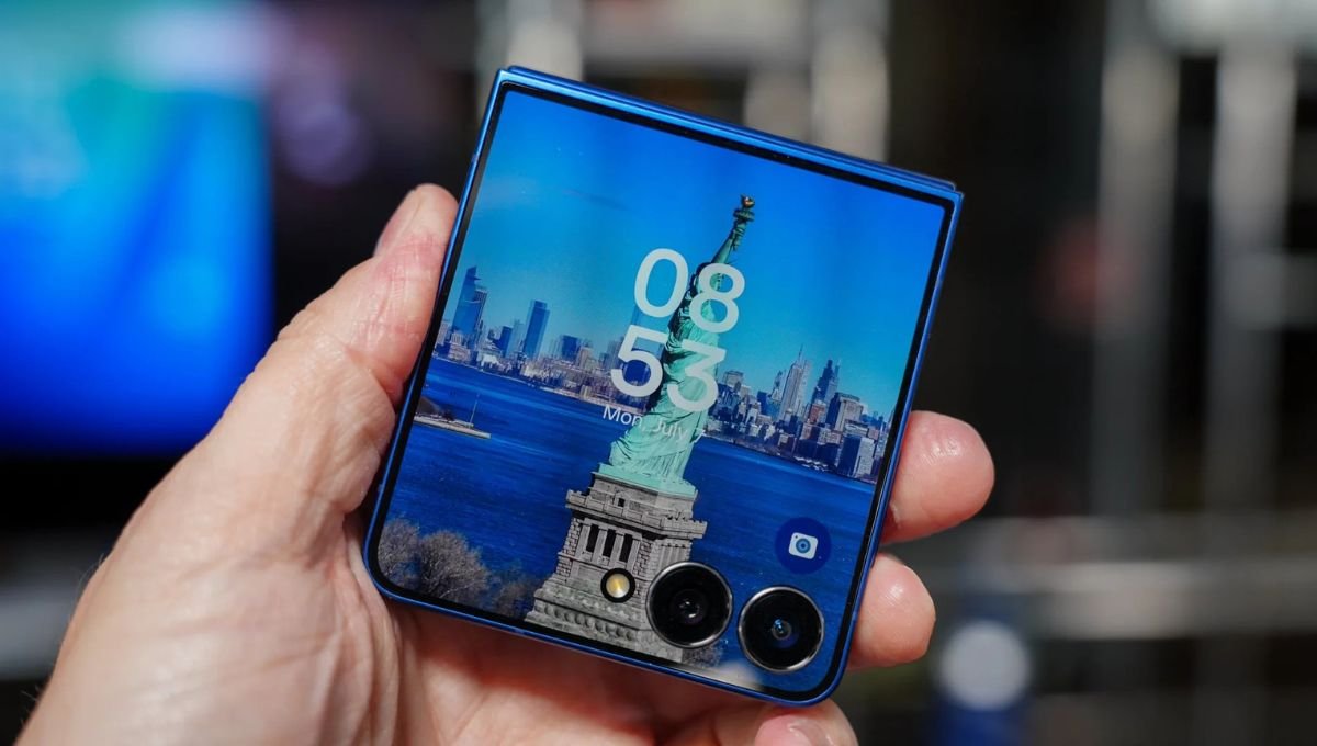 Samsung Galaxy Z Flip7: 6.9” फोल्डेबल AMOLED, 50MP कैमरा और 4300mAh बैटरी सिर्फ 99,999 में