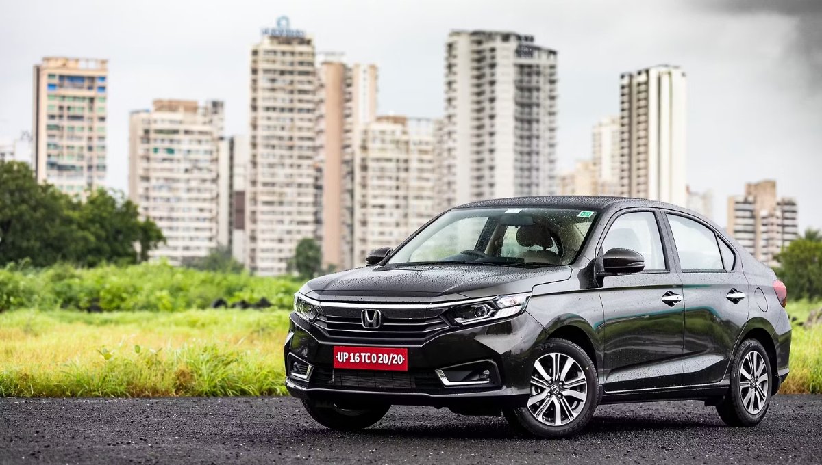 Honda Amaze 2nd Gen: फीचर्स और परफॉर्मेंस के साथ सिर्फ ₹7.49 लाख में
