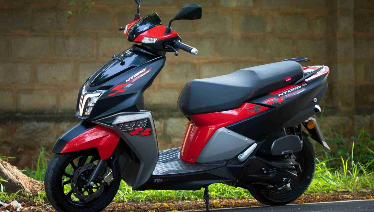 TVS Ntorq 125: दमदार फीचर्स और ₹1,01,578 की कीमत में स्पोर्टी स्कूटर