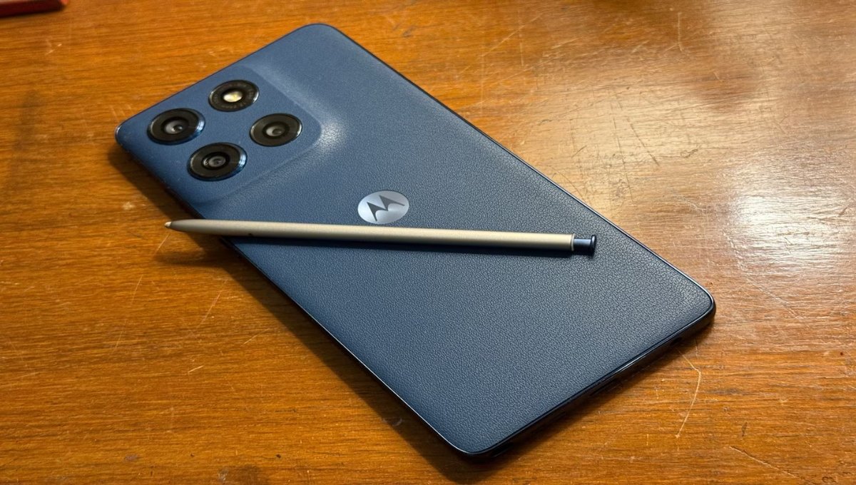 Motorola Edge 60 स्मार्टफोन स्टाइल, परफॉरमेंस और पावर का परफेक्ट कॉम्बिनेशन ₹39,999 में