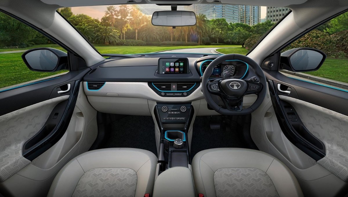 Tata Nexon EV 2025: शानदार फीचर्स और ₹12.49 लाख से शुरू होने वाली कीमत