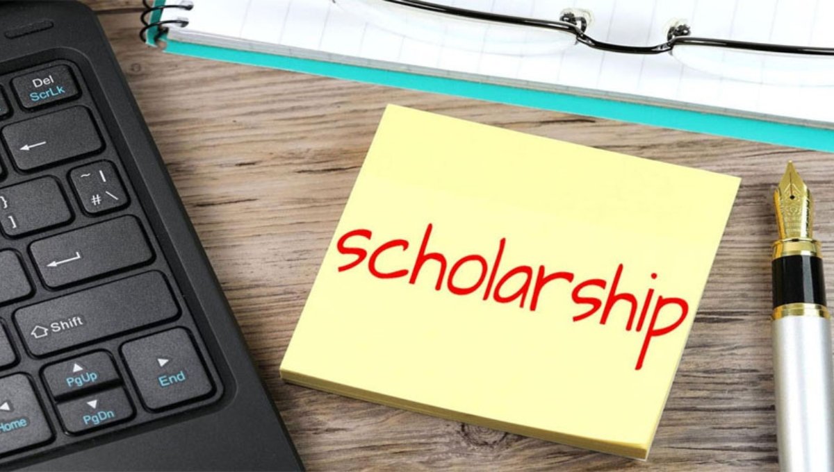 LIC Scholarship 2025: छात्रों को ₹40,000 की स्कॉलरशिप, ऐसे करें आवेदन