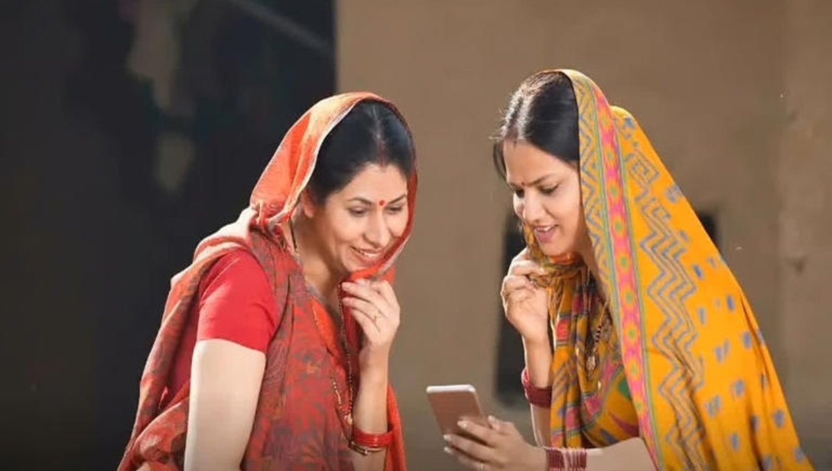 Ladki Bahin Yojana: अब महिलाओं को हर महीने ₹1500 की सम्मान निधि