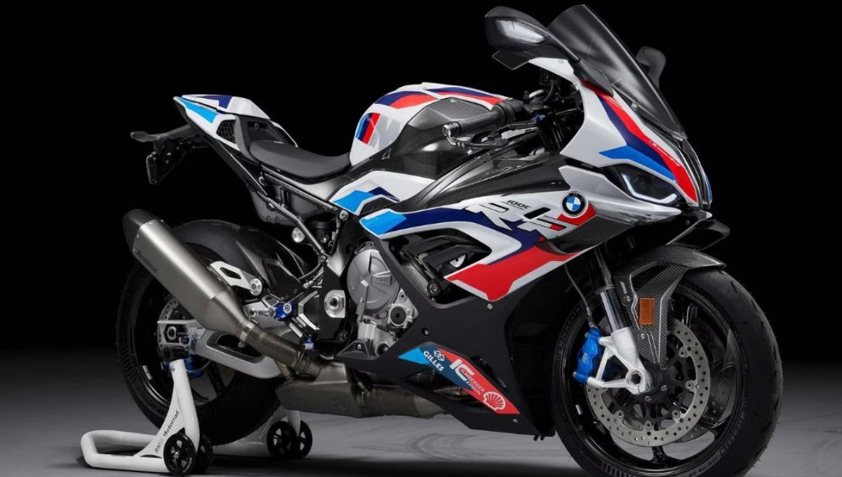 BMW S1000RR 2025: 999cc इंजन और 303 kmph स्पीड वाली सुपरबाइक, कीमत ₹23 लाख से शुरू