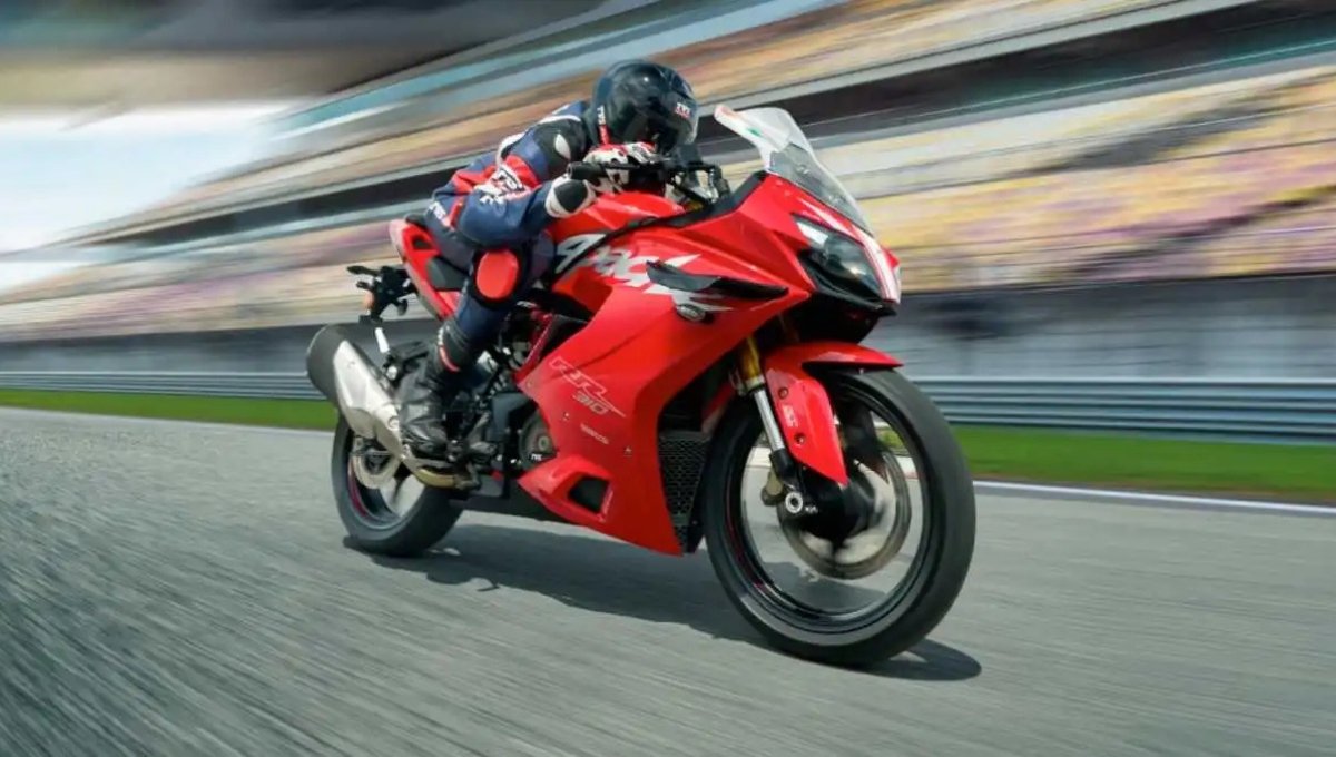 TVS Apache RR 310: ₹2.72 लाख की स्पोर्ट्स बाइक, दमदार फीचर्स और 160 kmph टॉप स्पीड के साथ