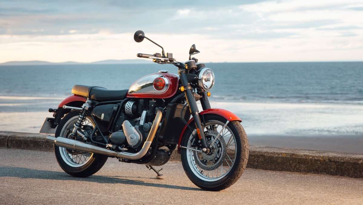 BSA Gold Star 650: दमदार 652cc इंजन, स्टाइलिश डिज़ाइन और 3,58,290 रुपये में उपलब्ध शानदार बाइक