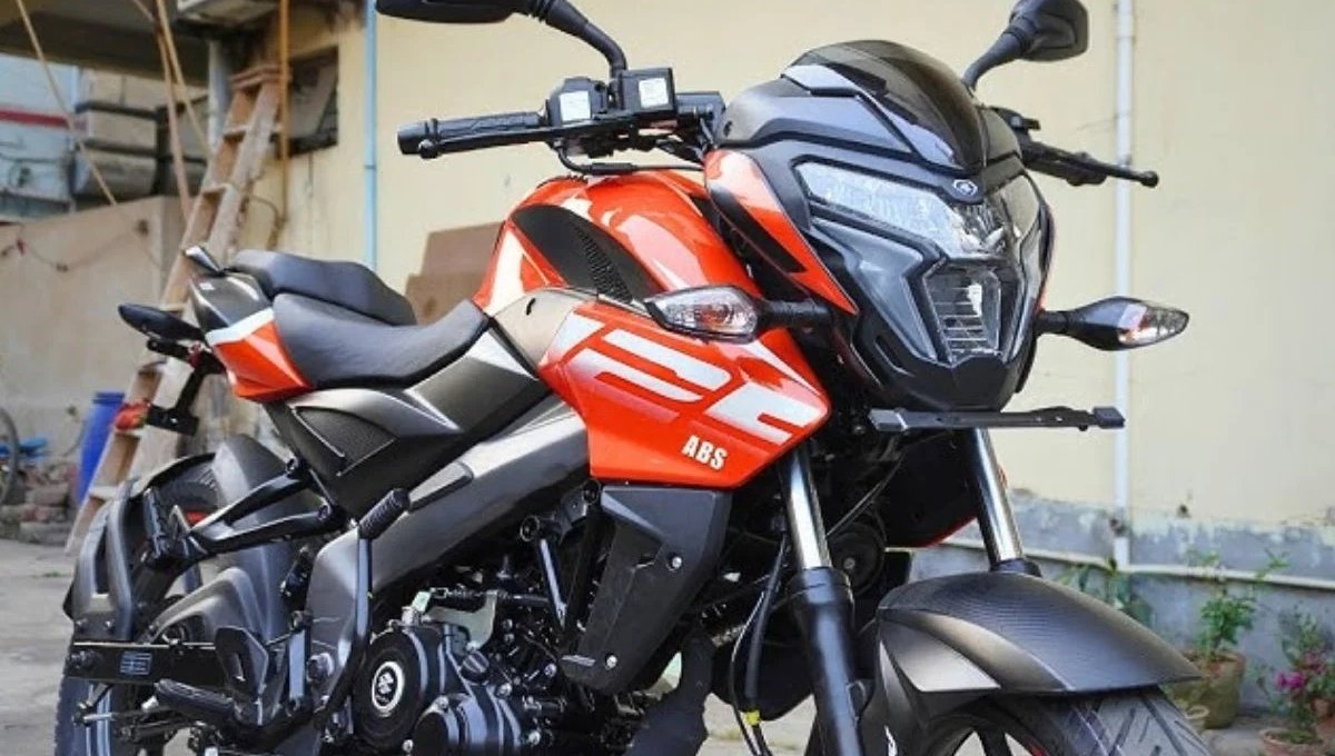 Bajaj Pulsar NS125: ₹1.20 लाख में दमदार पावर और स्टाइलिश बाइक