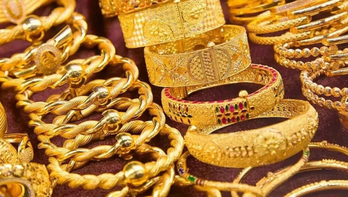 Today Gold Price: आज का सोने का भाव जानें और सही समय पर करें निवेश