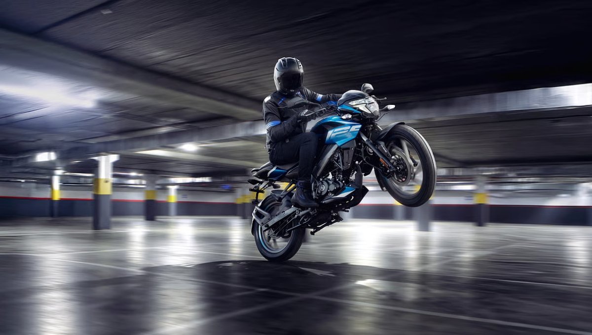 Bajaj Pulsar NS125: ₹1.20 लाख में दमदार पावर और स्टाइलिश बाइक