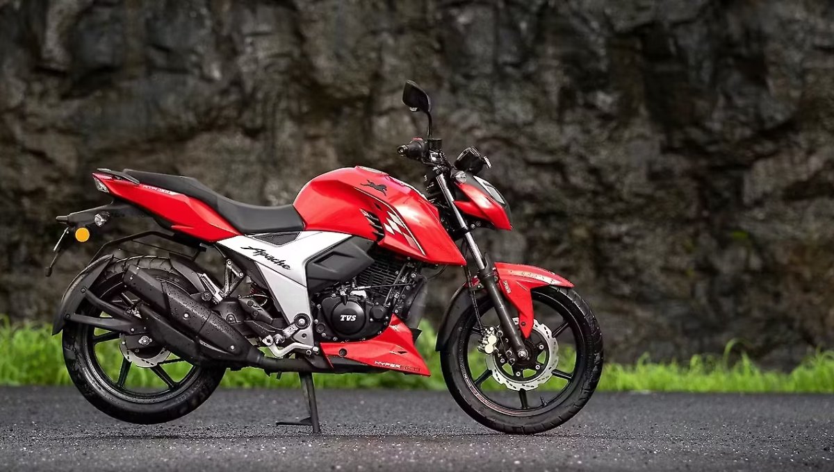 TVS Apache RTR 160: सिर्फ ₹1.11 लाख से शुरू दमदार फीचर्स और दिवाली ऑफर्स के साथ बने रफ्तार का बादशाह