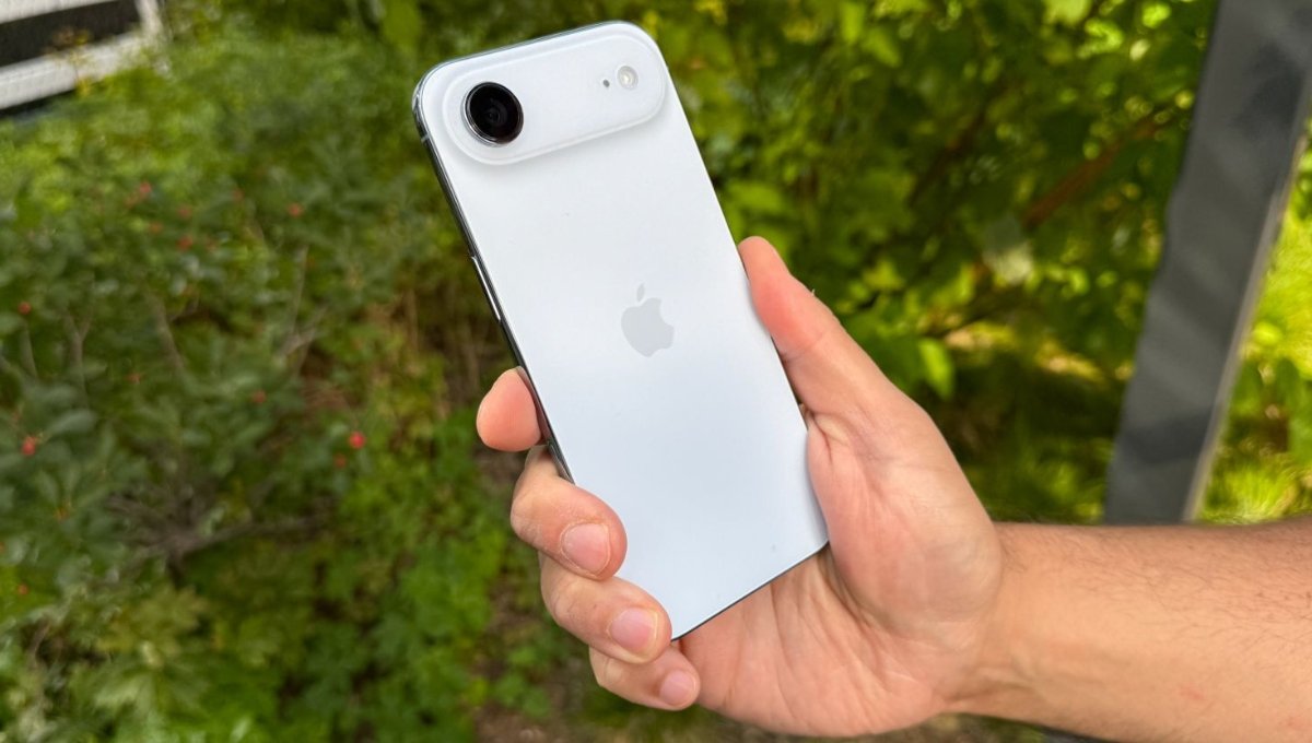 Apple iPhone Air: खूबसूरती, ताकत और शानदार फीचर्स वाला फोन अब धमाकेदार दिवाली ऑफ़र्स के साथ ₹99,999 से शुरू