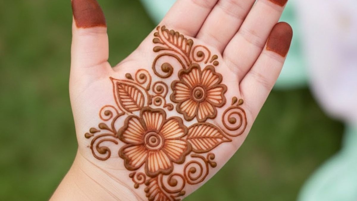 Simple Mehndi Design For Kids