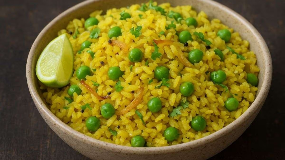Khatta Meetha Poha Recipe